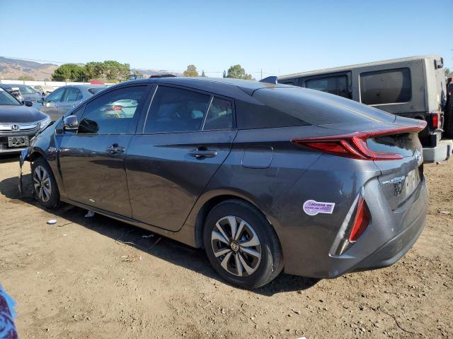 Photo 2 from auction – 2018 TOYOTA PRIUS PRIM with VIN JTDKARFP3J3104366