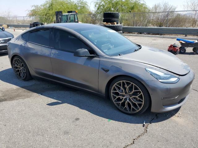 Photo 4 from auction – 2018 TESLA MODEL 3 with VIN 5YJ3E1EA1JF045375