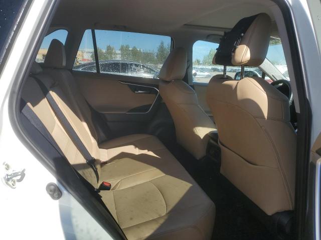 Photo 11 from auction – 2019 TOYOTA RAV4 LIMIT with VIN 2T3D1RFV2KC023236