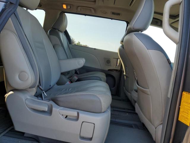 Photo 11 from auction – 2013 TOYOTA SIENNA XLE with VIN 5TDDK3DC2DS056946