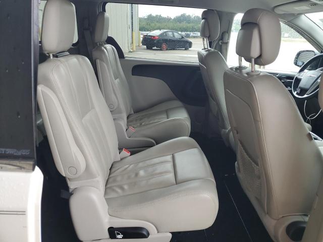 Photo 11 from auction – 2013 CHRYSLER TOWN & COU with VIN 2C4RC1BG1DR676967
