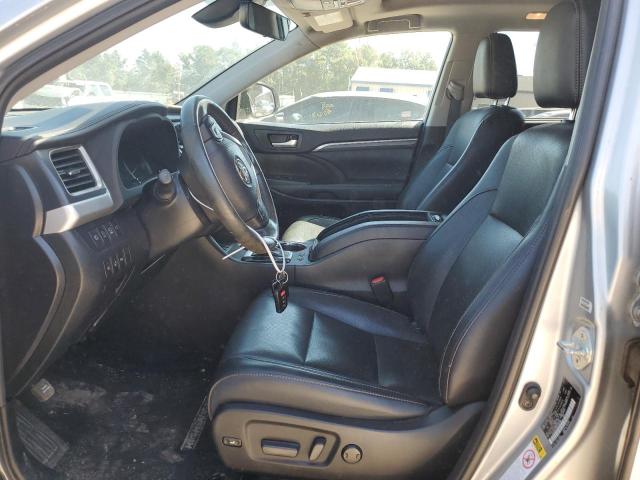 Photo 7 from auction – 2019 TOYOTA HIGHLANDER with VIN 5TDYZRFH0KS335236
