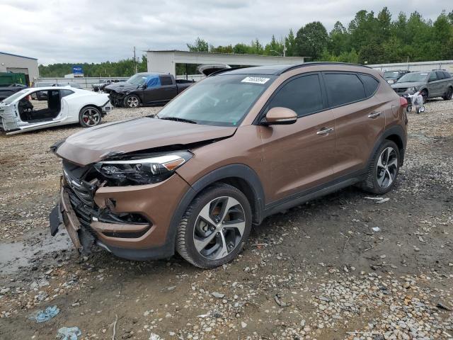 HYUNDAI TUCSON LIM 2016 with VIN KM8J33A24GU064781 - Photo from auction