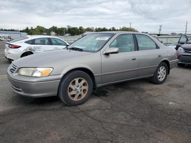 TOYOTA CAMRY CE 2000 with VIN JT2BG22K8Y0485569 - Photo from auction