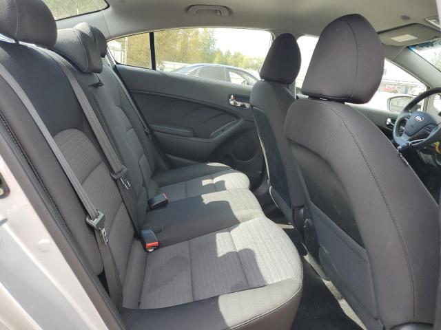 Photo 10 from auction – 2016 KIA FORTE LX with VIN KNAFX4A65G5556010