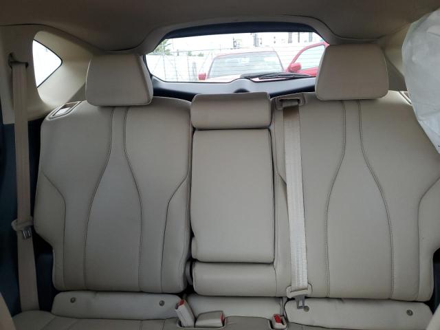 Photo 10 from auction – 2019 ACURA RDX with VIN 5J8TC1H33KL023512