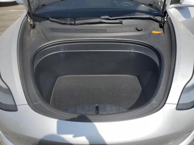 Photo 11 from auction – 2018 TESLA MODEL 3 with VIN 5YJ3E1EB2JF083447
