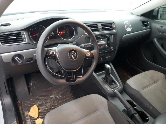 Photo 8 from auction – 2017 VOLKSWAGEN JETTA S with VIN 3VW2B7AJXHM414024