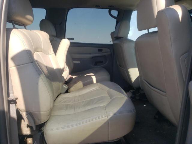 Photo 11 from auction – 2002 CHEVROLET SUBURBAN C with VIN 3GNEC16T92G212535