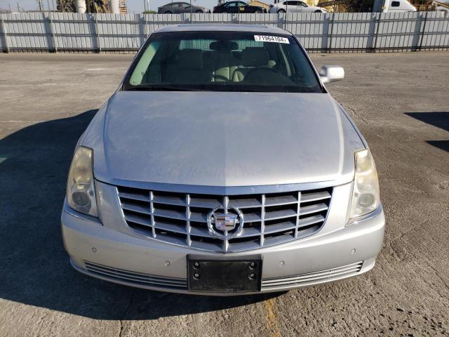 Photo 5 from auction – 2011 CADILLAC DTS LUXURY with VIN 1G6KD5E64BU109857