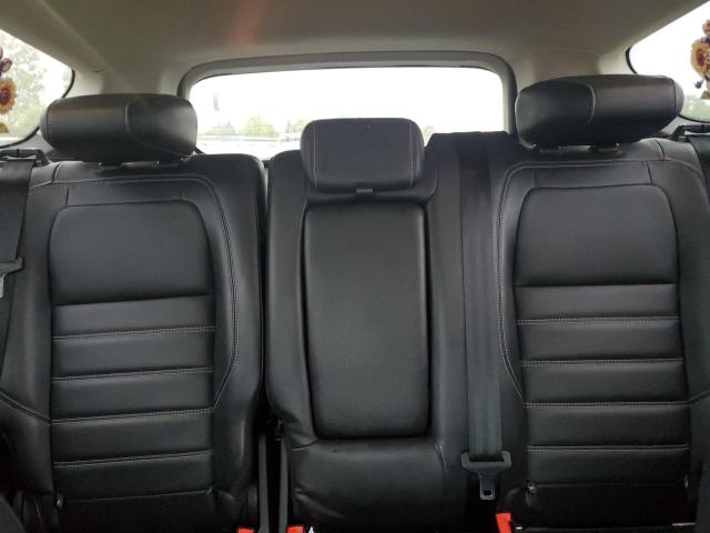 Photo 10 from auction – 2018 FORD ESCAPE TIT with VIN 1FMCU9J93JUB08962