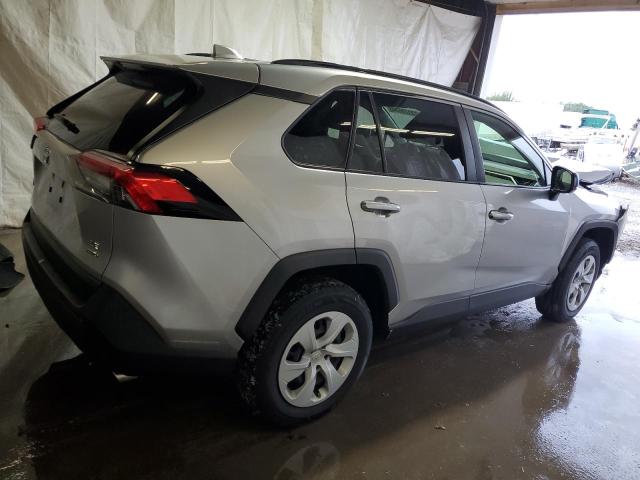 Photo 3 from auction – 2019 TOYOTA RAV4 LE with VIN JTMF1RFV4KJ016097