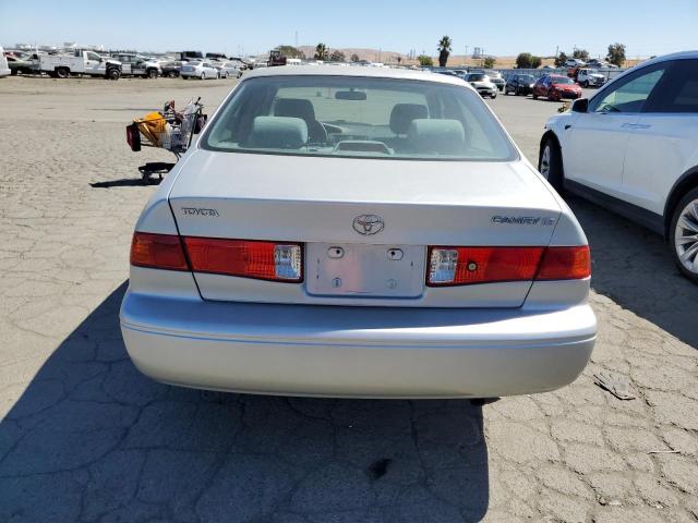 Photo 6 from auction – 2000 TOYOTA CAMRY CE with VIN JT2BG22K8Y0502628
