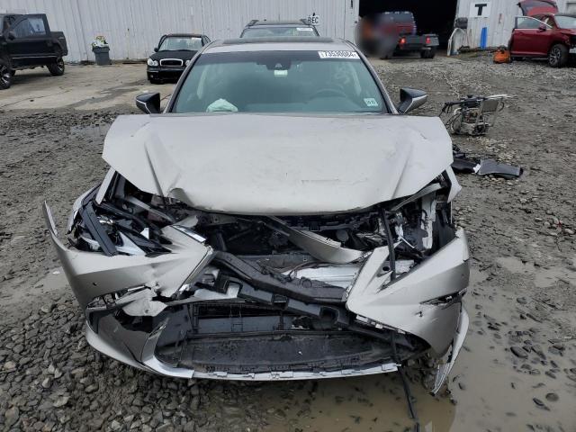 Photo 5 from auction – 2020 LEXUS ES 300H LU with VIN 58AE21B13LU004718