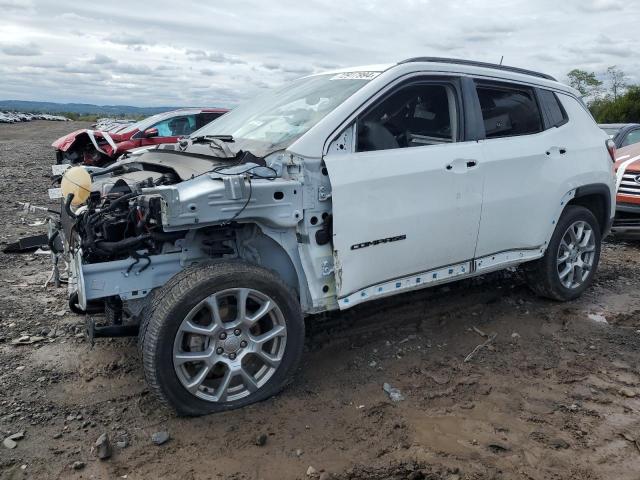 JEEP COMPASS LA 2022 with VIN 3C4NJDFB3NT199512 - Photo from auction