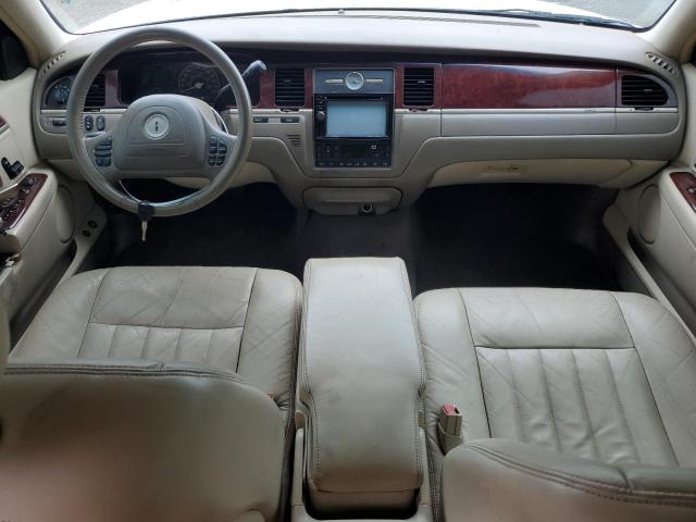 Photo 8 from auction – 2004 LINCOLN TOWN CAR E with VIN 1LNHM81W44Y617686
