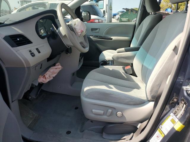 Photo 7 from auction – 2014 TOYOTA SIENNA LE with VIN 5TDKK3DC2ES472939