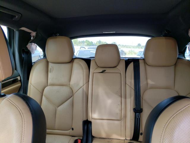 Photo 10 from auction – 2017 PORSCHE CAYENNE S with VIN WP1AB2A24HLA51911