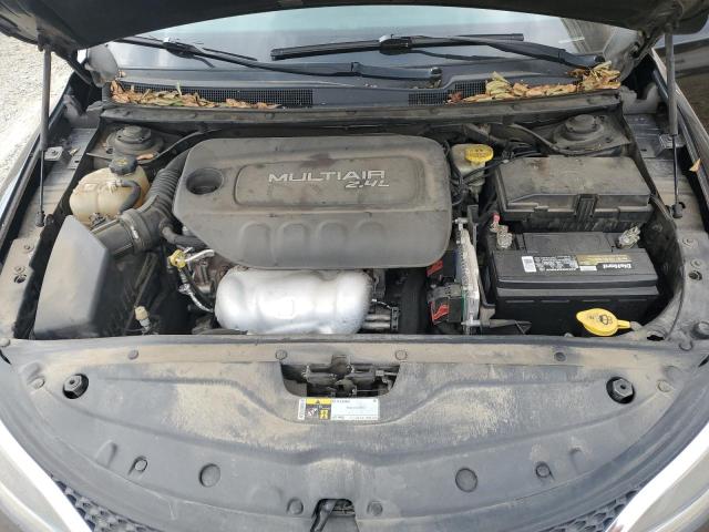 Photo 11 from auction – 2015 CHRYSLER 200 LIMITE with VIN 1C3CCCAB0FN562759