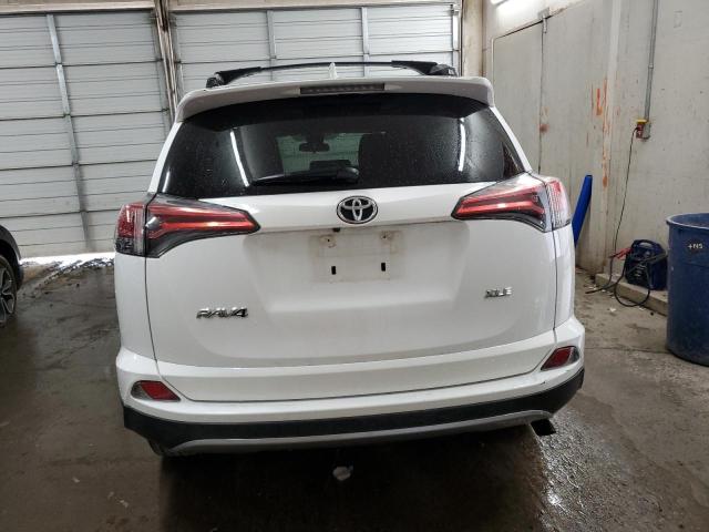 Photo 6 from auction – 2017 TOYOTA RAV4 XLE with VIN 2T3WFREV8HW385963
