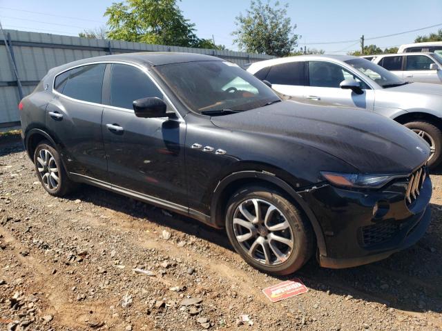 Photo 4 from auction – 2017 MASERATI LEVANTE with VIN ZN661XUA0HX210828