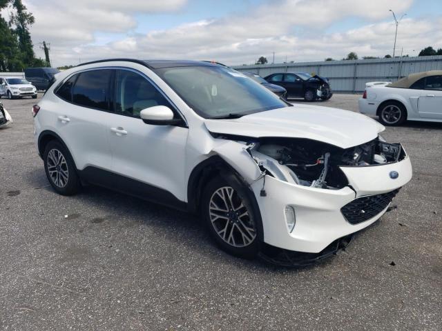 Photo 4 from auction – 2020 FORD ESCAPE SEL with VIN 1FMCU0H67LUB21935