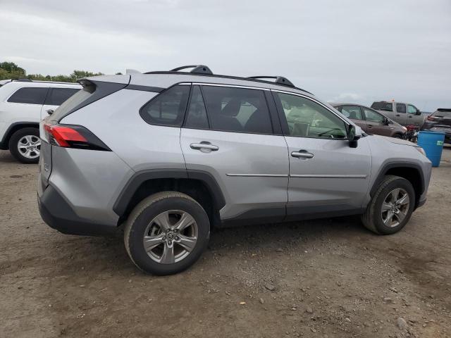 Photo 3 from auction – 2023 TOYOTA RAV4 XLE with VIN JTMP1RFV4PD094387
