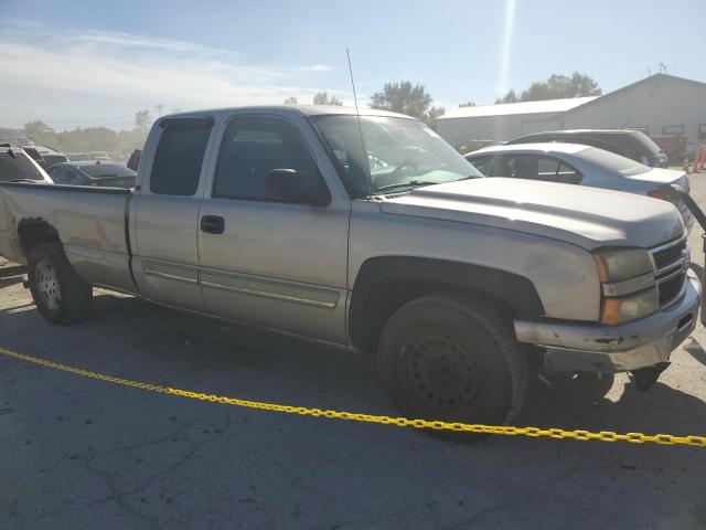 Photo 4 from auction – 2006 CHEVROLET SILVERADO with VIN 1GCEC19Z26E151583