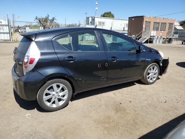 Photo 3 from auction – 2012 TOYOTA PRIUS C with VIN JTDKDTB36C1002274