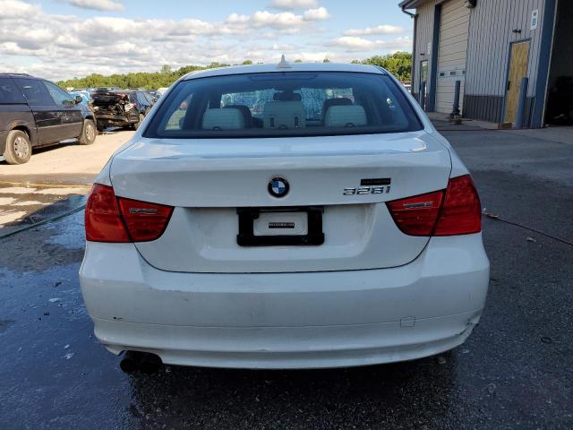 Photo 6 from auction – 2010 BMW 328 XI with VIN WBAPK7C55AA460059