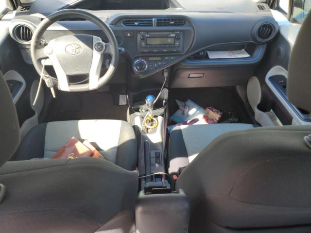 Photo 8 from auction – 2013 TOYOTA PRIUS C with VIN JTDKDTB31D1537918
