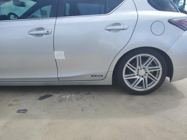 Photo 12 from auction – 2014 LEXUS CT 200 with VIN JTHKD5BH2E2189449