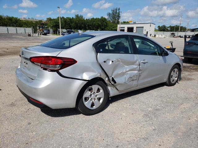 Photo 3 from auction – 2018 KIA FORTE LX with VIN 3KPFK4A70JE268367