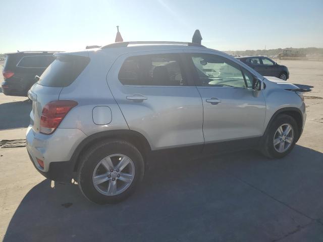 Photo 3 from auction – 2018 CHEVROLET TRAX 1LT with VIN 3GNCJLSBXJL284467