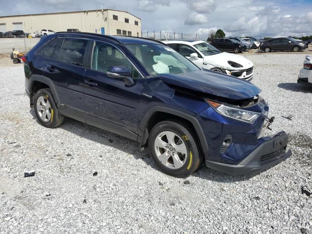 Photo 4 from auction – 2021 TOYOTA RAV4 XLE with VIN 2T3R6RFVXMW010971