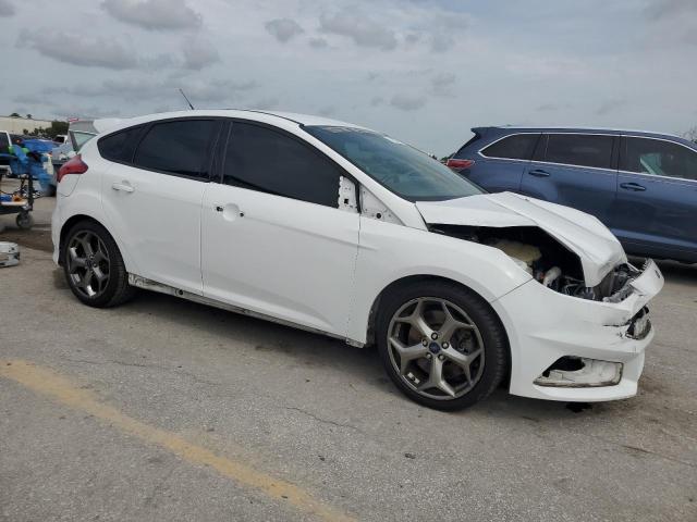 Photo 4 from auction – 2017 FORD FOCUS ST with VIN 1FADP3L98HL228000