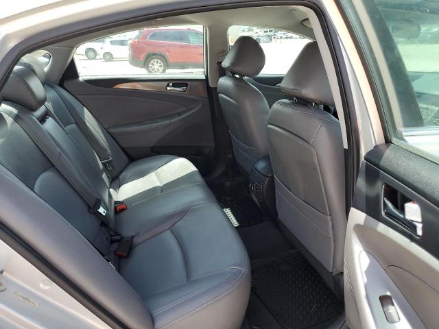 Photo 10 from auction – 2011 HYUNDAI SONATA HYB with VIN KMHEC4A41BA005237