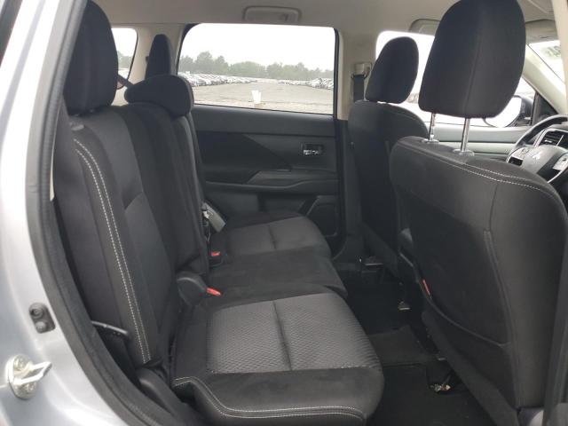 Photo 11 from auction – 2017 MITSUBISHI OUTLANDER with VIN JA4AZ3A37HZ026603