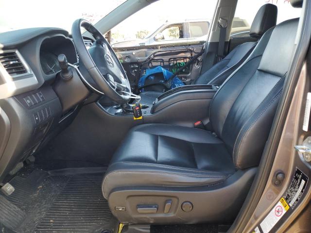 Photo 7 from auction – 2019 TOYOTA HIGHLANDER with VIN 5TDJGRFH9KS052633