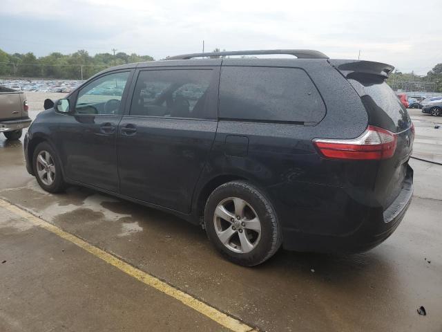 Photo 2 from auction – 2017 TOYOTA SIENNA LE with VIN 5TDKZ3DCXHS830627