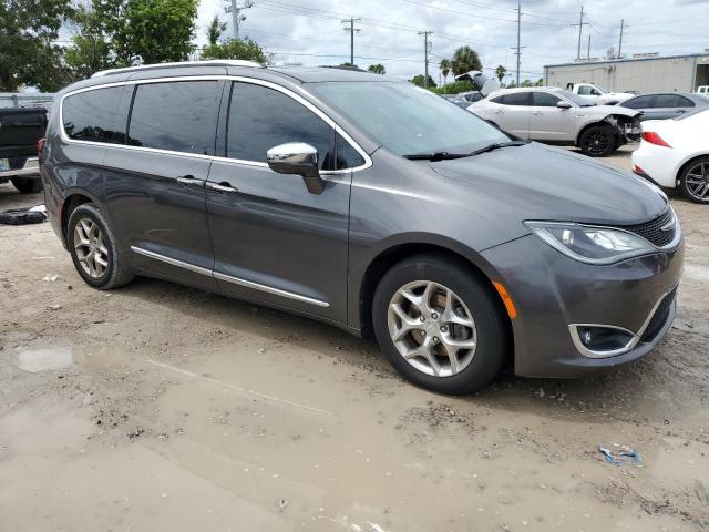 Photo 4 from auction – 2017 CHRYSLER PACIFICA L with VIN 2C4RC1GG4HR528889
