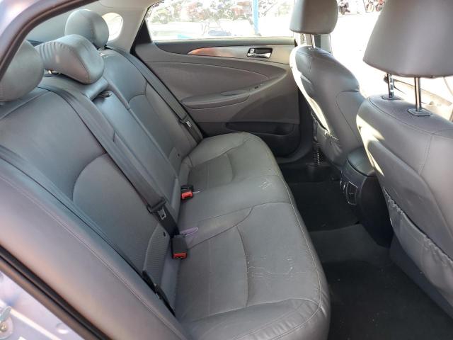 Photo 10 from auction – 2013 HYUNDAI SONATA HYB with VIN KMHEC4A49DA077094