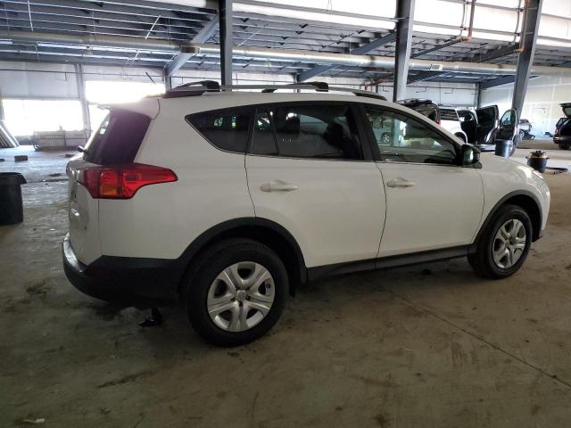 Photo 3 from auction – 2015 TOYOTA RAV4 LE with VIN JTMZFREV4FD063098