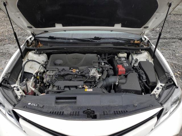 Photo 11 from auction – 2018 TOYOTA CAMRY L with VIN 4T1B11HK3JU582425