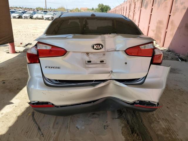 Photo 6 from auction – 2015 KIA FORTE LX with VIN KNAFK4A68F5416398