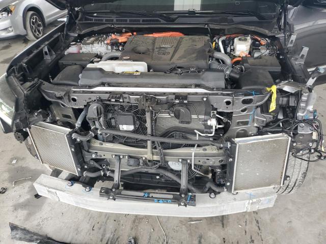 Photo 12 from auction – 2023 TOYOTA SEQUOIA SR with VIN 7SVAAAAA3PX002055