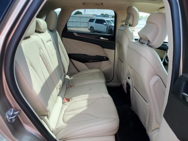 Photo 11 from auction – 2018 LINCOLN MKC RESERV with VIN 5LMCJ3D97JUL30743