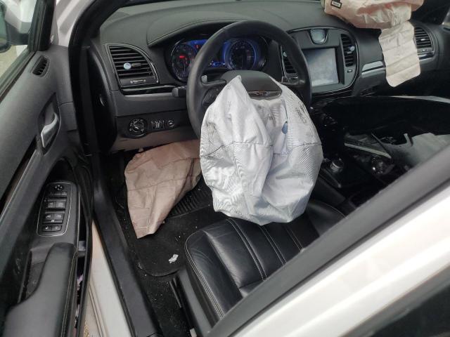 Photo 8 from auction – 2020 CHRYSLER 300 S with VIN 2C3CCABG2LH137241