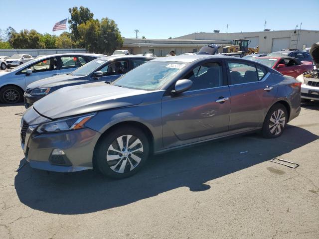 NISSAN ALTIMA S 2019 with VIN 1N4BL4BV5KC247019 - Photo from auction