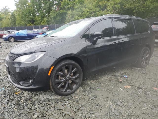 CHRYSLER PACIFICA L 2018 with VIN 2C4RC1GG7JR259776 - Photo from auction